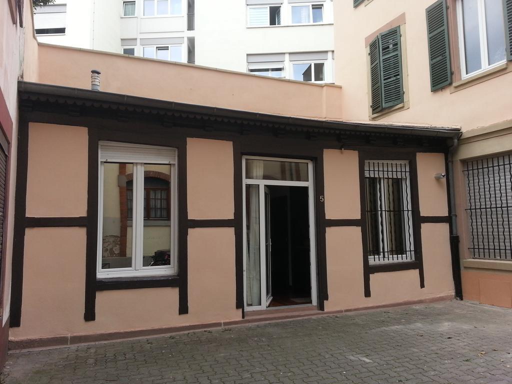 Charmant Studio à Strasbourg Appartamento Esterno foto
